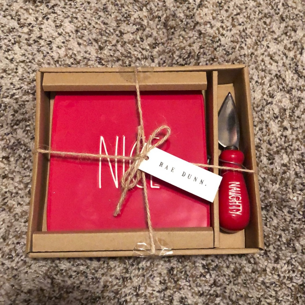 Naughty and nice Cheese plate/knife